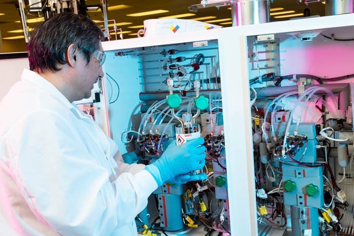 Intermolecular ALD wafer 