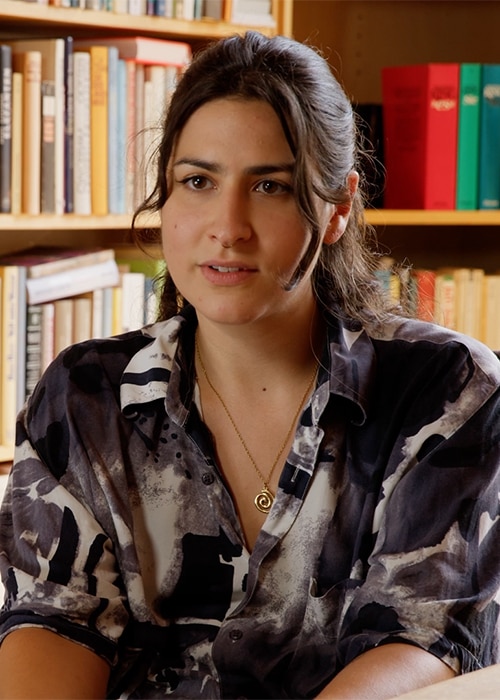 Aylin headshot