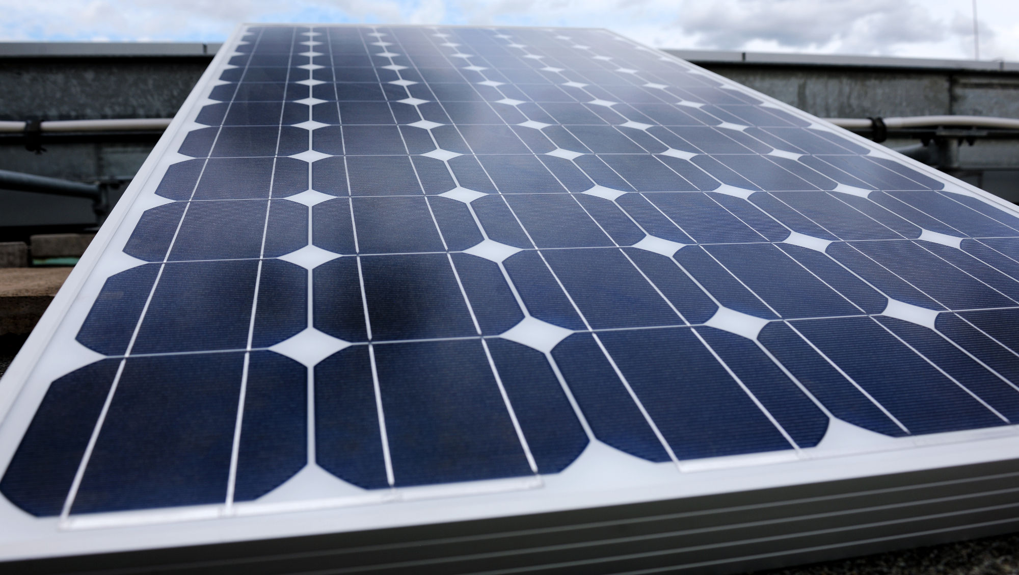 A high efficient solar module produced by using etching paste isishape SolarEtch