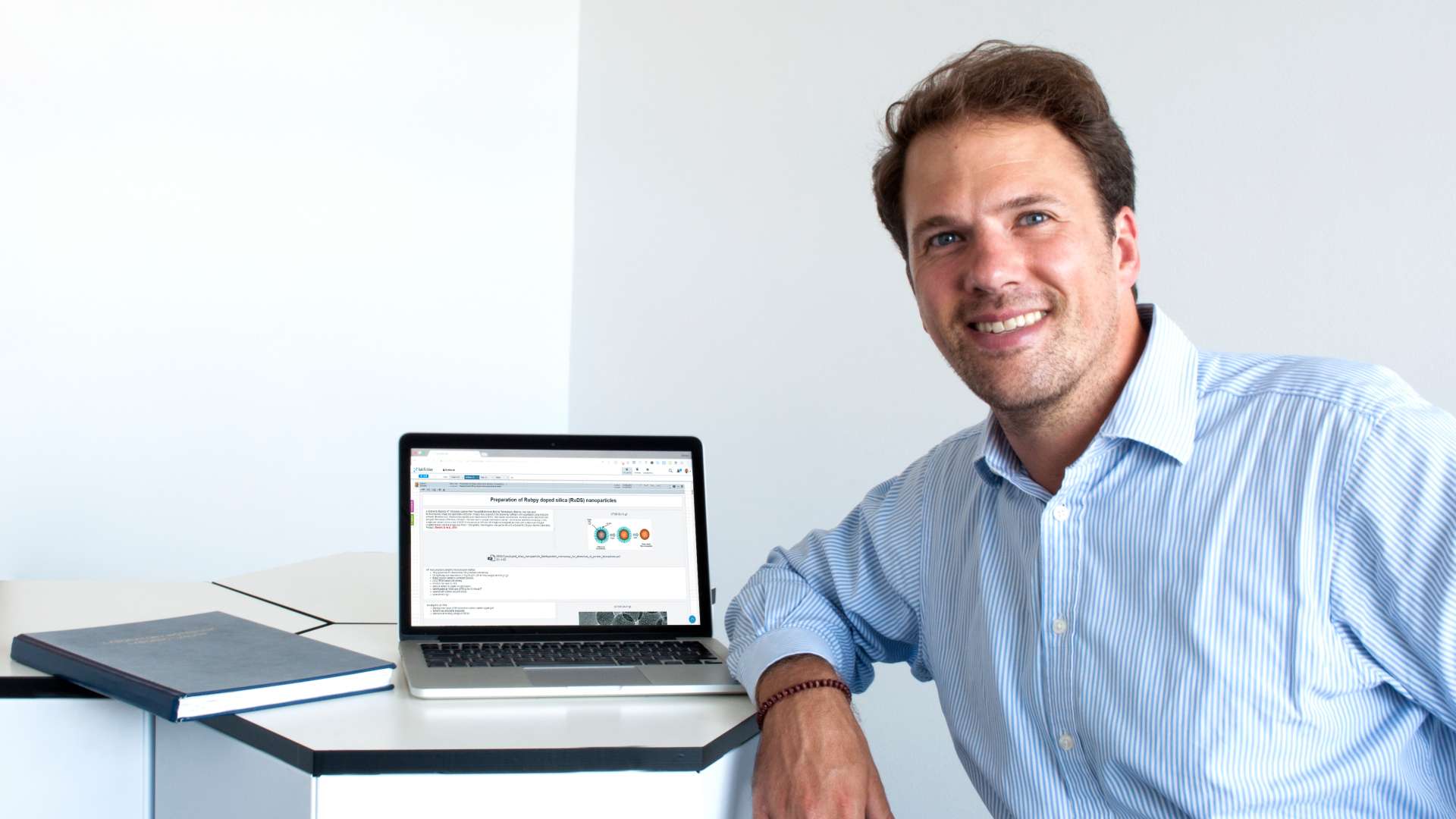 Dr. Simon Bungers, CEO and co-founder of cubuslab