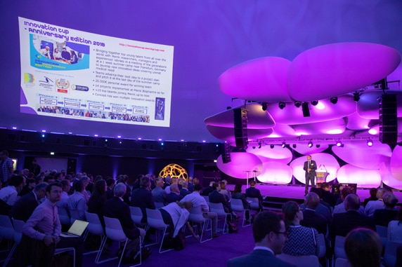 IC2018 04 IntroductiononStage 051 572PxBreite