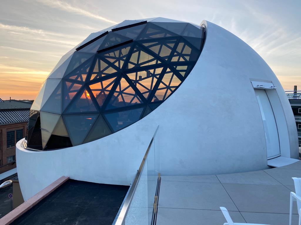 Niemeyer Sphere