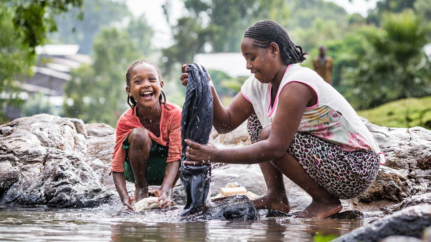 Womens washing clothes