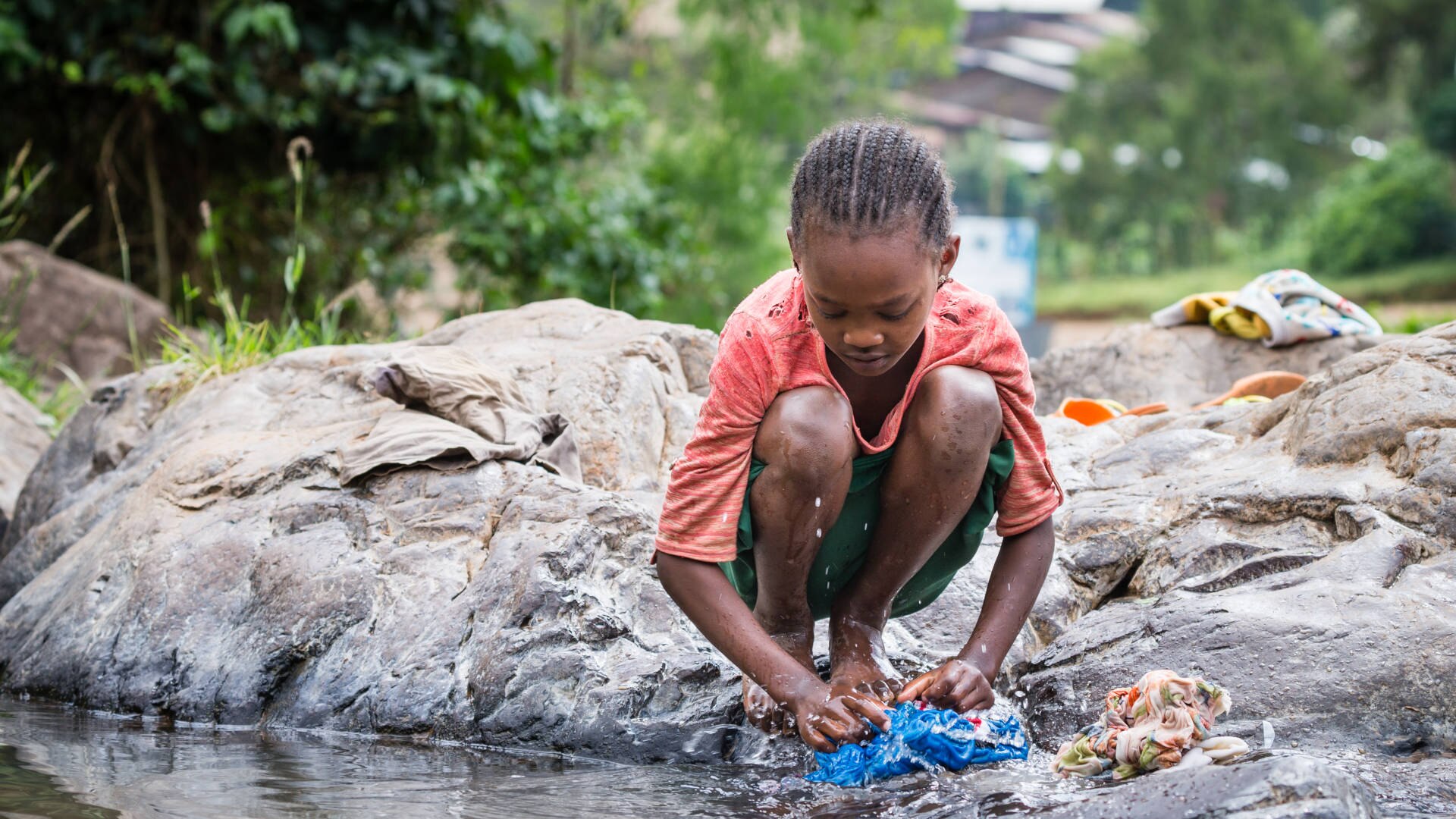girl washing