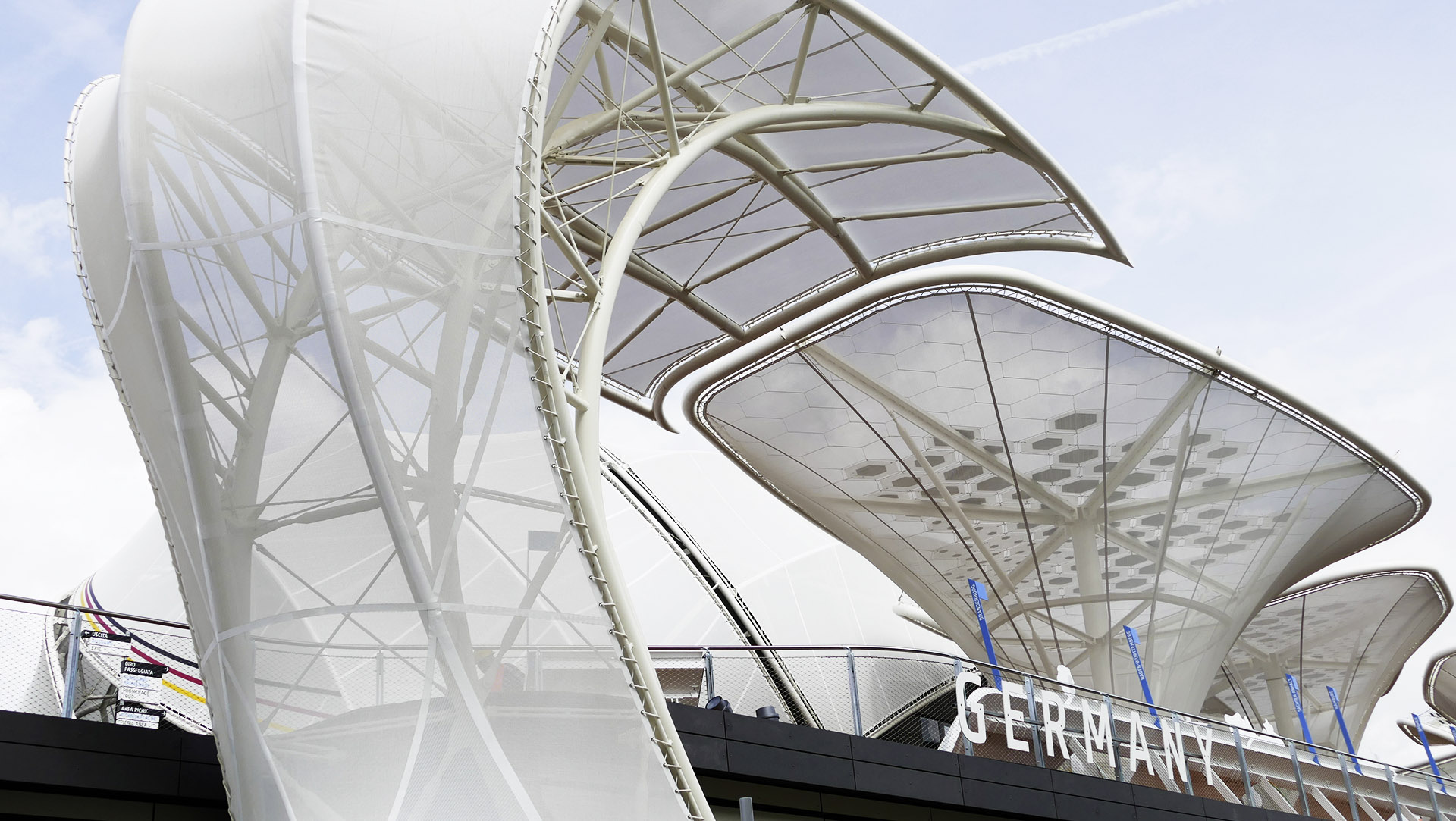 The solar tree is an artificial 12-meter-high plant at the German Pavilion of the Universal Exposition 2015 in Milan.