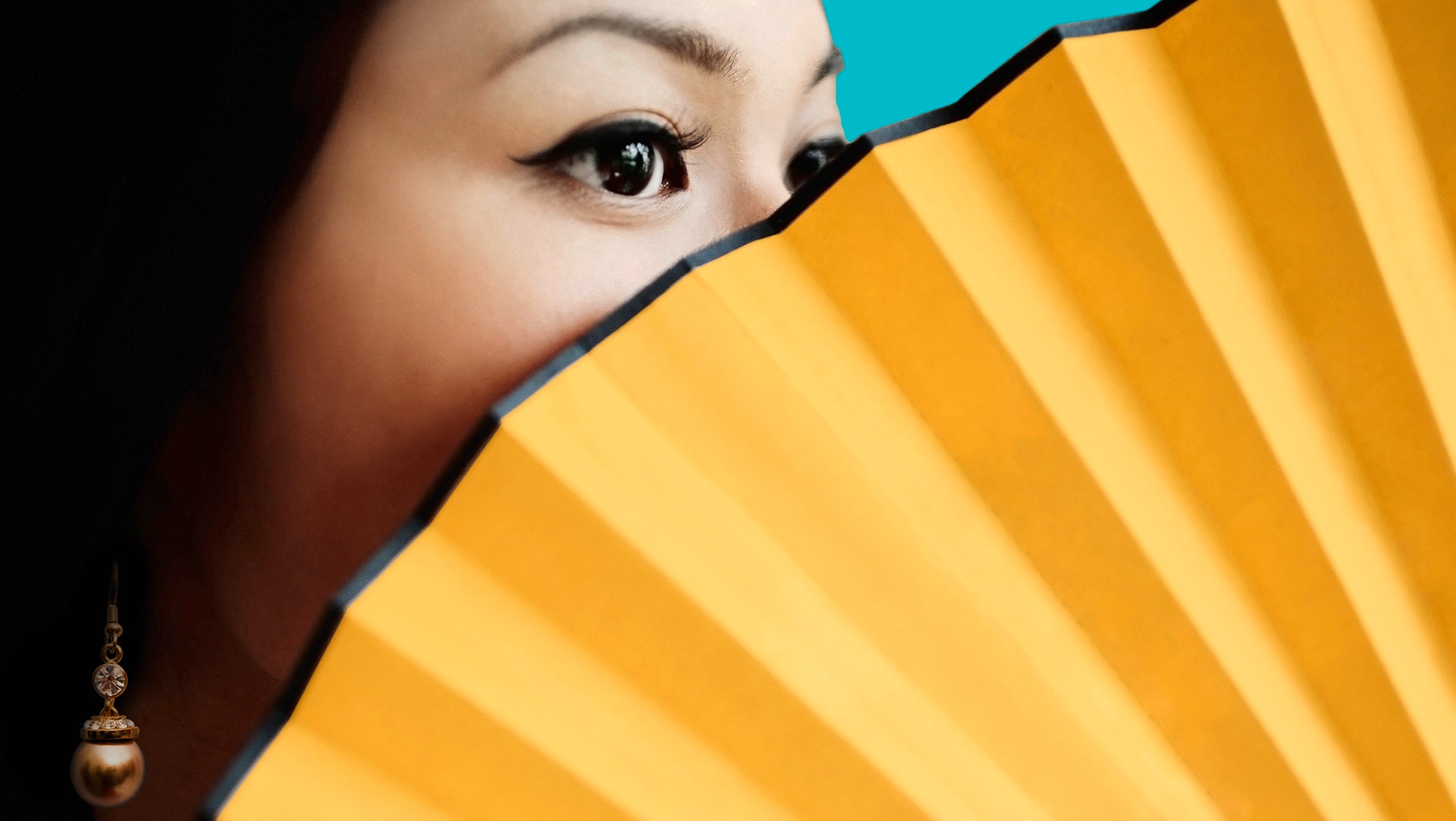 Merck’s cosmetics sample kit called “The Beauty of Asia” has been specifically adapted to the makeup preferences of Asian women.